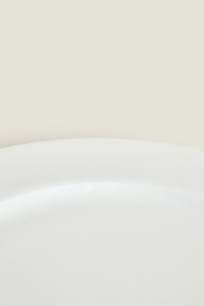 ROUND BONE CHINA SERVING DISH