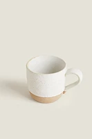 MUG WITH RAISED DESIGN