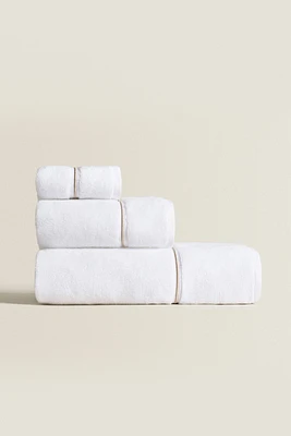 EMBROIDERED TRIM BATH TOWEL