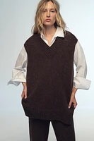 V-NECK KNIT SWEATER VEST