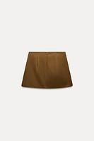 BUTTONED BOX PLEAT SHORT SKIRT