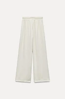 FLOWY PLEATED PANTS