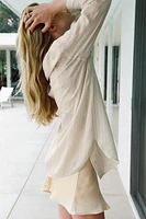 TEXTURED OVERSIZED SHIRT