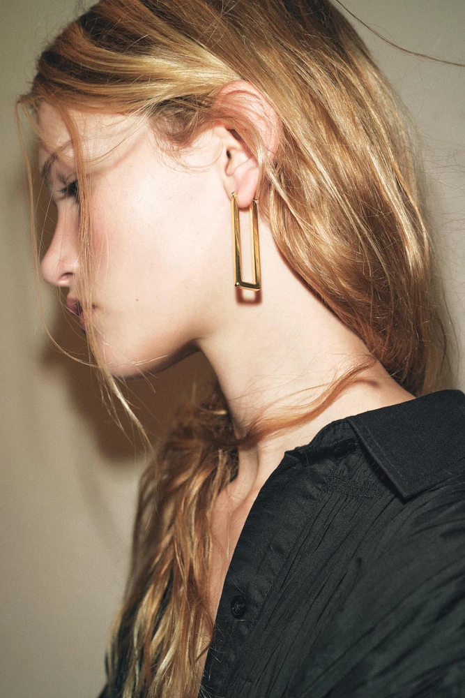 LONG RECTANGULAR EARRINGS