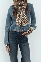 FINE KNIT ANIMAL PRINT SCARF