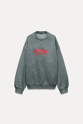 CUPID TEXT PRINT WASHED EFFECT SWEATSHIRT