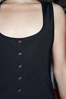 RIBBED TOP WITH BUTTONS