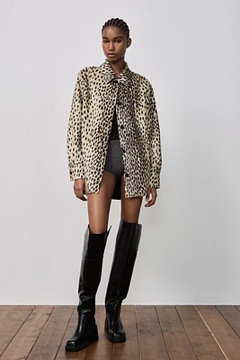 FAUX FUR ANIMAL PRINT OVERSHIRT