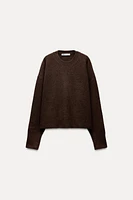 SOFT FEEL KNIT SWEATER