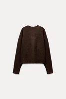 SOFT FEEL KNIT SWEATER