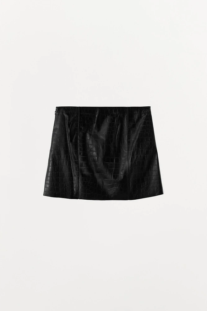 EMBOSSED LEATHER MINI SKIRT