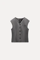 FITTED VEST TOP