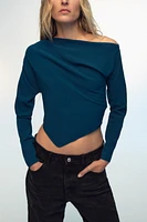 ASYMMETRIC PLAIN KNIT TOP