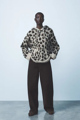 ANIMAL PRINT JACQUARD KNIT SWEATSHIRT