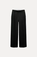 STRAIGHT CUT PLEATED PANTS