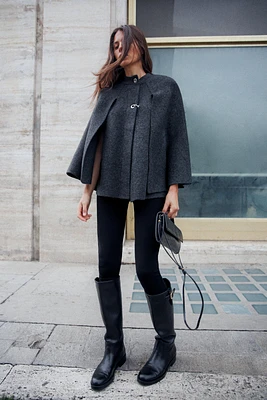 KNIT CAPE COAT