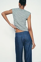 WRINKLED EFFECT KNIT TOP