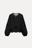 EMBROIDERED VELVET BLOUSE ZW COLLECTION