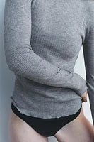 LONG SLEEVED RIBBED T-SHIRT