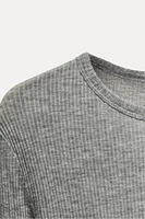 LONG SLEEVED RIBBED T-SHIRT