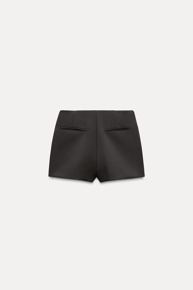 HIGH-WAISTED SKORT