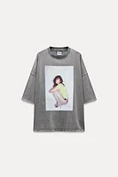 WASHED EFFECT DUA LIPA© T-SHIRT