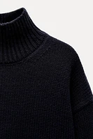 HIGH COLLAR KNIT SWEATER