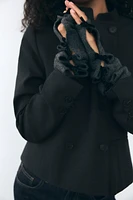 VENTED GLOVES WITH BOWS