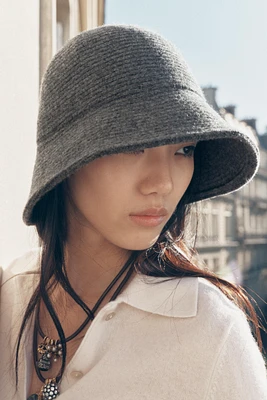 WOOL BUCKET HAT