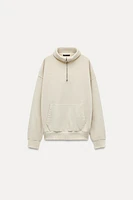 POUCH POCKET POLO SWEATSHIRT