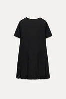 PLEATED SHORT KNIT DRESS