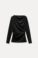 RUCHED ASYMMETRIC T-SHIRT