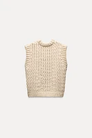 TEXTURED KNIT SWEATER VEST