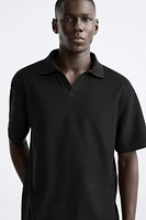 TEXTURED POLO