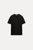 SHORT-SLEEVED T-SHIRT