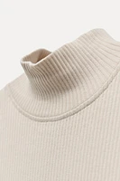 LONG SLEEVE RIBBED T-SHIRT