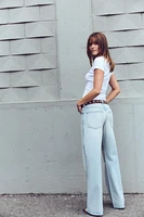 RELAXED MID-RISE TRF JEANS