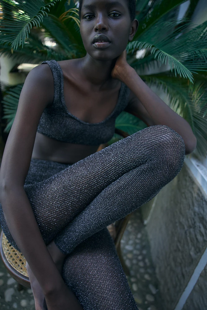 SEAMLESS MESH LEGGINGS WITH METALLIC THREAD