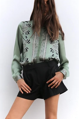 SATIN EFFECT PRINTED SHIRT