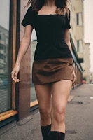 FAUX SUEDE SKORT