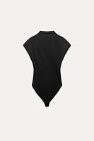 PLEATED MOCK NECK BODYSUIT