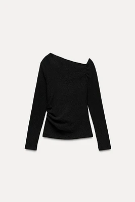 TEXTURED ASYMMETRIC TOP