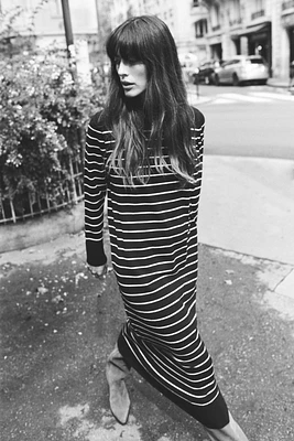 LONG STRIPED KNIT DRESS