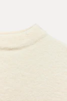 SOFT KNIT SHORT SWEATER