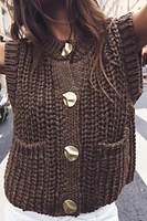 CHUNKY KNIT VEST