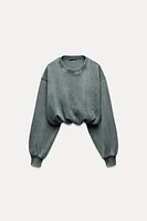 WASHED EFFECT CROP SWEATSHIRT