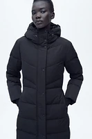 WATER AND WIND PROTECTION FITTED HOODED PUFFER JACKET