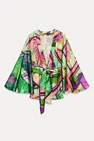 SATIN EFFECT TROPICAL PRINT KIMONO