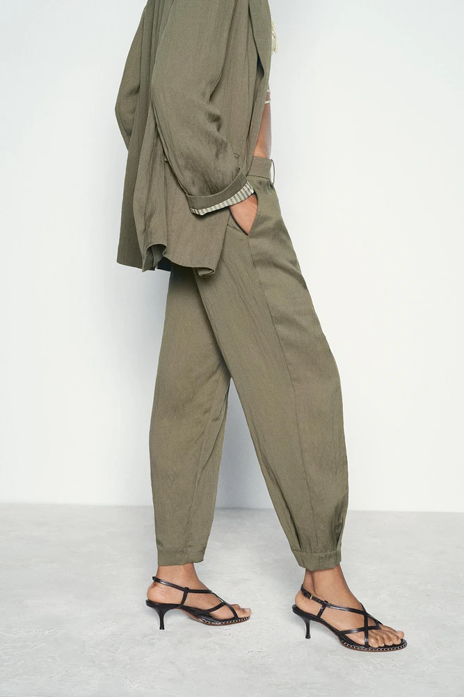 WRINKLED EFFECT KNICKERBOCKER PANTS