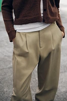 PLEATED BAGGY PANTS